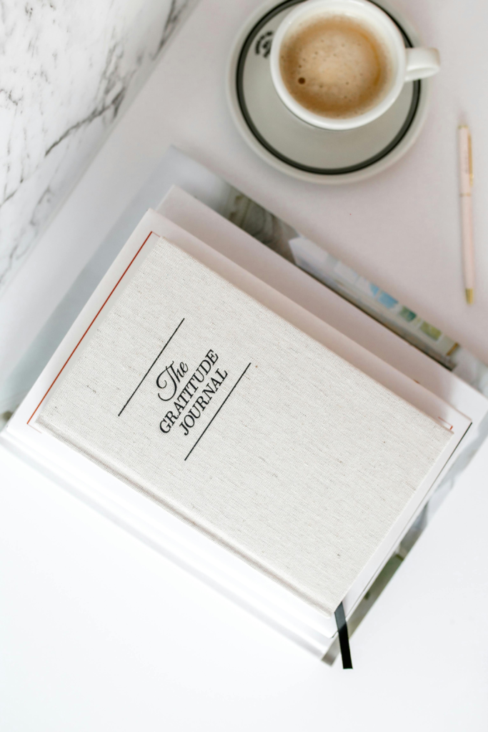 organize your week with a simple weekly planner